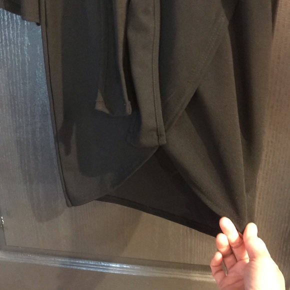 Dress with tie front - Picture 3 of 4